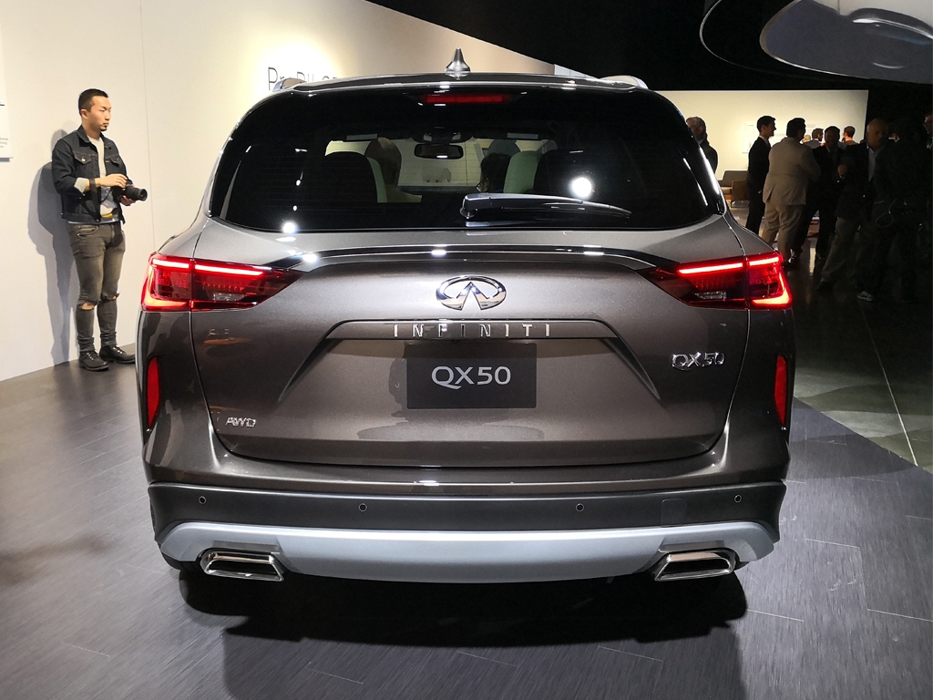 全新一代QX50全球首发  换装全新动力总成