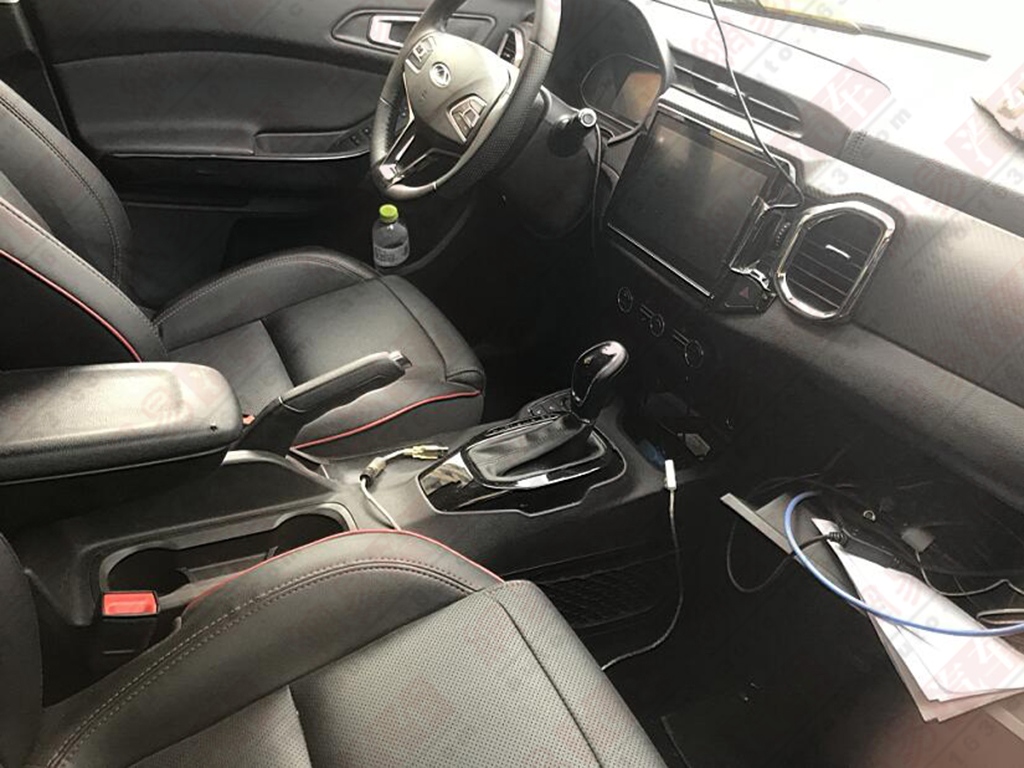 曝瑞虎5x 2.0L车型谍照 拉低入门价格