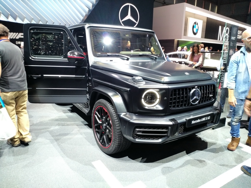 全新AMG G 63硬朗中多了圆润 展前曝光