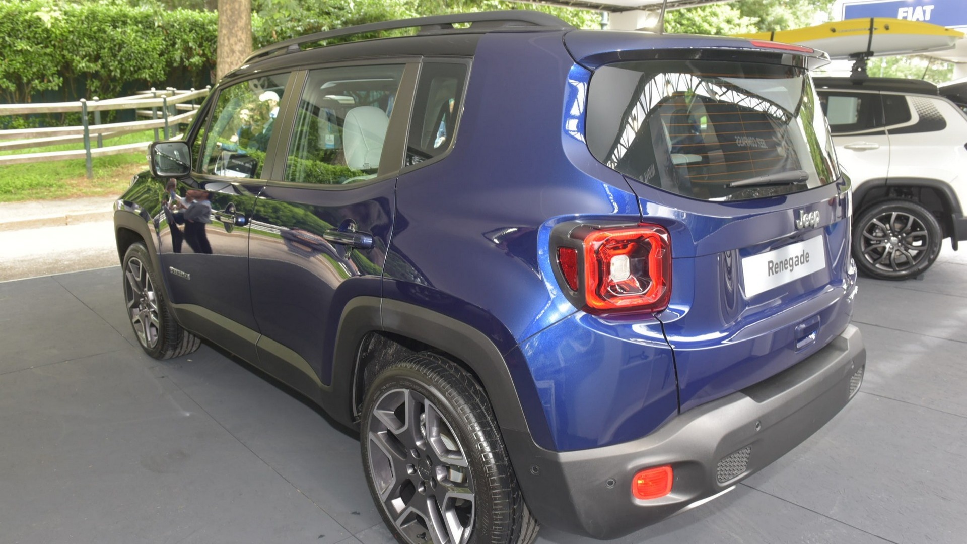 中改Jeep自由侠实车曝光 新增1.0T三缸发动机