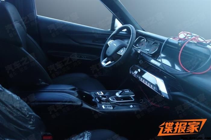 曝众泰i-across量产版谍照 新车将于2019年年中上市