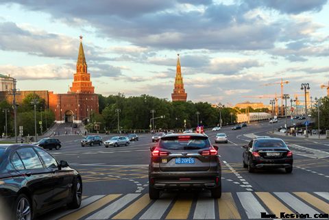 吉利博越 品质国际马拉松欧洲首站发车