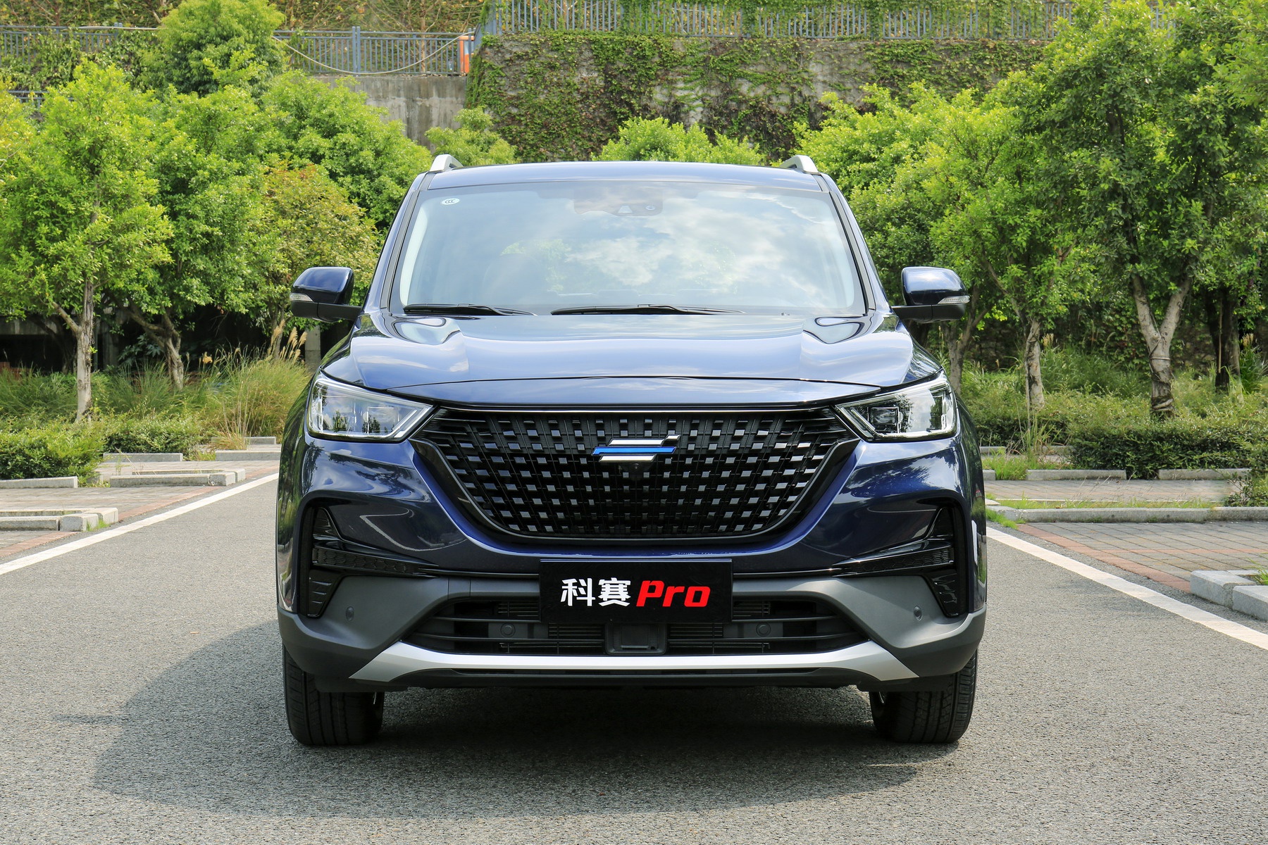 长安欧尚科赛Pro真7座SUV 售8.59-15.29万元上市