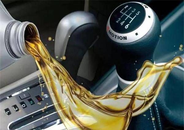 在变速箱油需要更换汽车进行维修吗？最好多久更换一次？