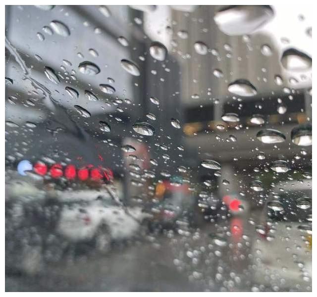 雨季来临，行车更需注意安全