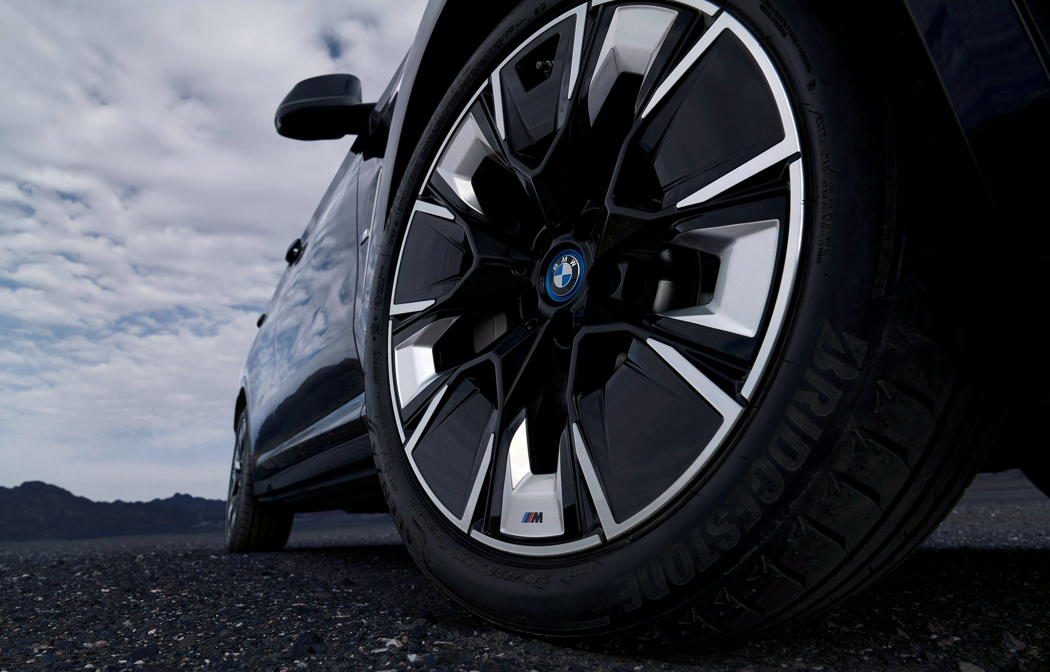 新BMW iX3售39.99万-43.99万元上市