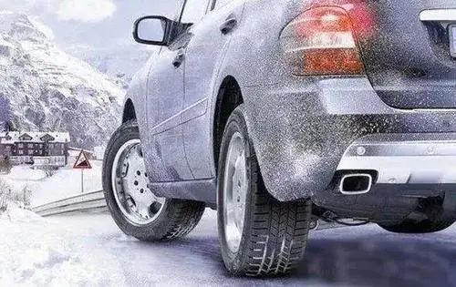天气越来越冷，冬季用车的小伙伴一定要注意这些事项！