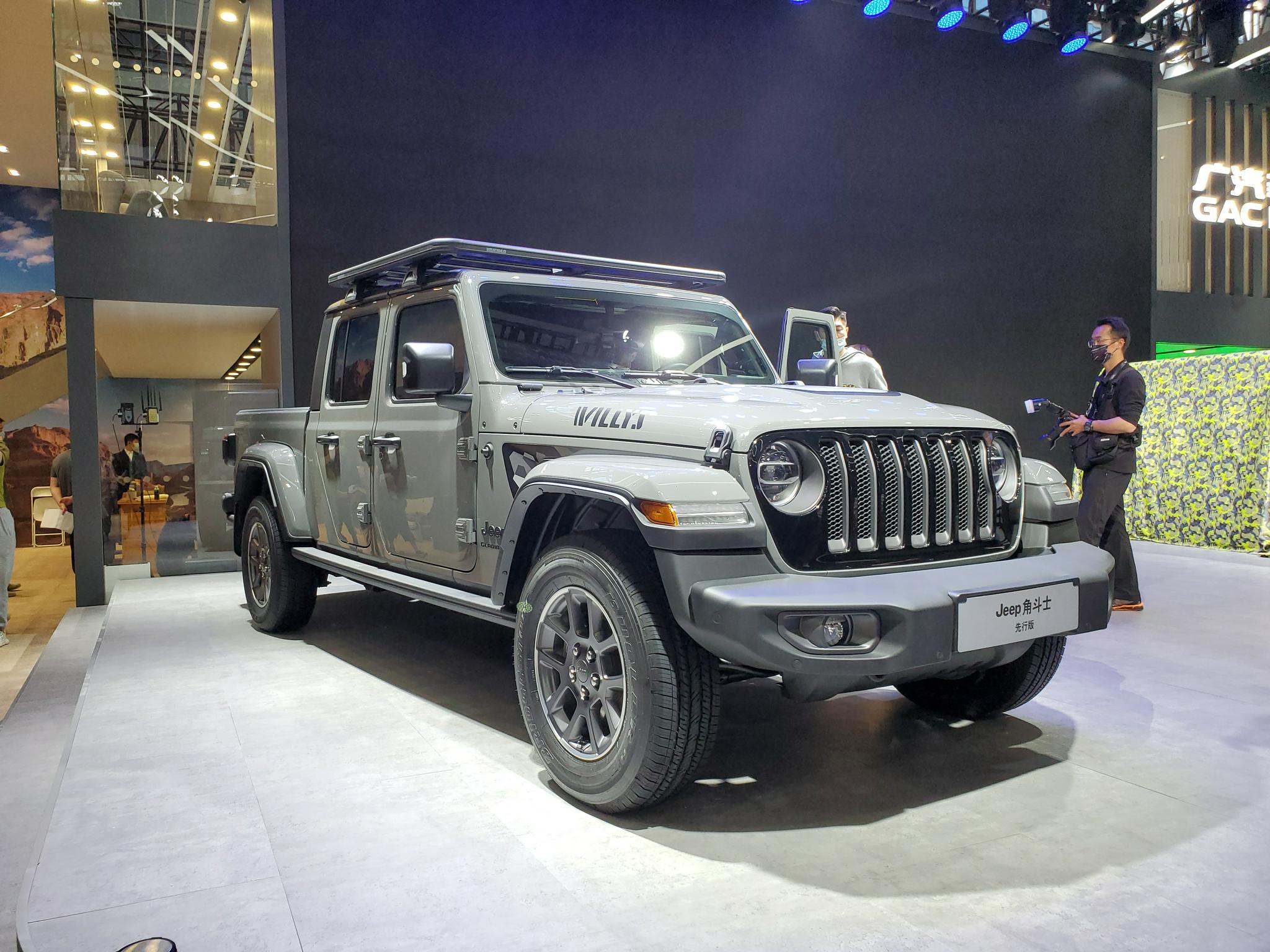 Jeep角斗士先行版/飓风版亮相2021广州车展