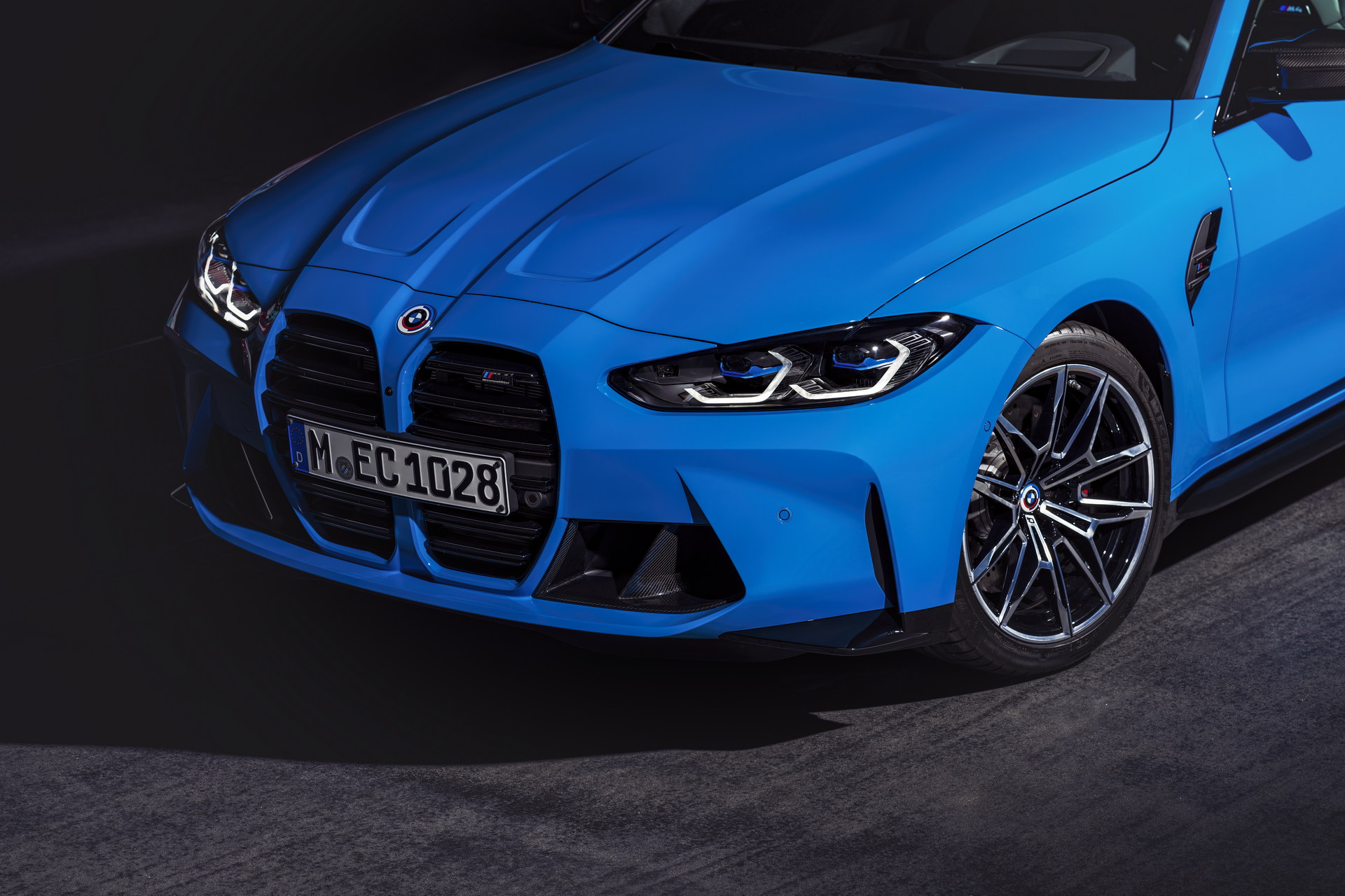 BMW M推出经典徽标/50种配色 庆祝成立50周年