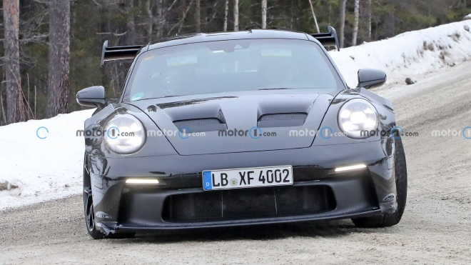 全新保时捷911 GT3 RS极寒测试谍照曝光 年底上市