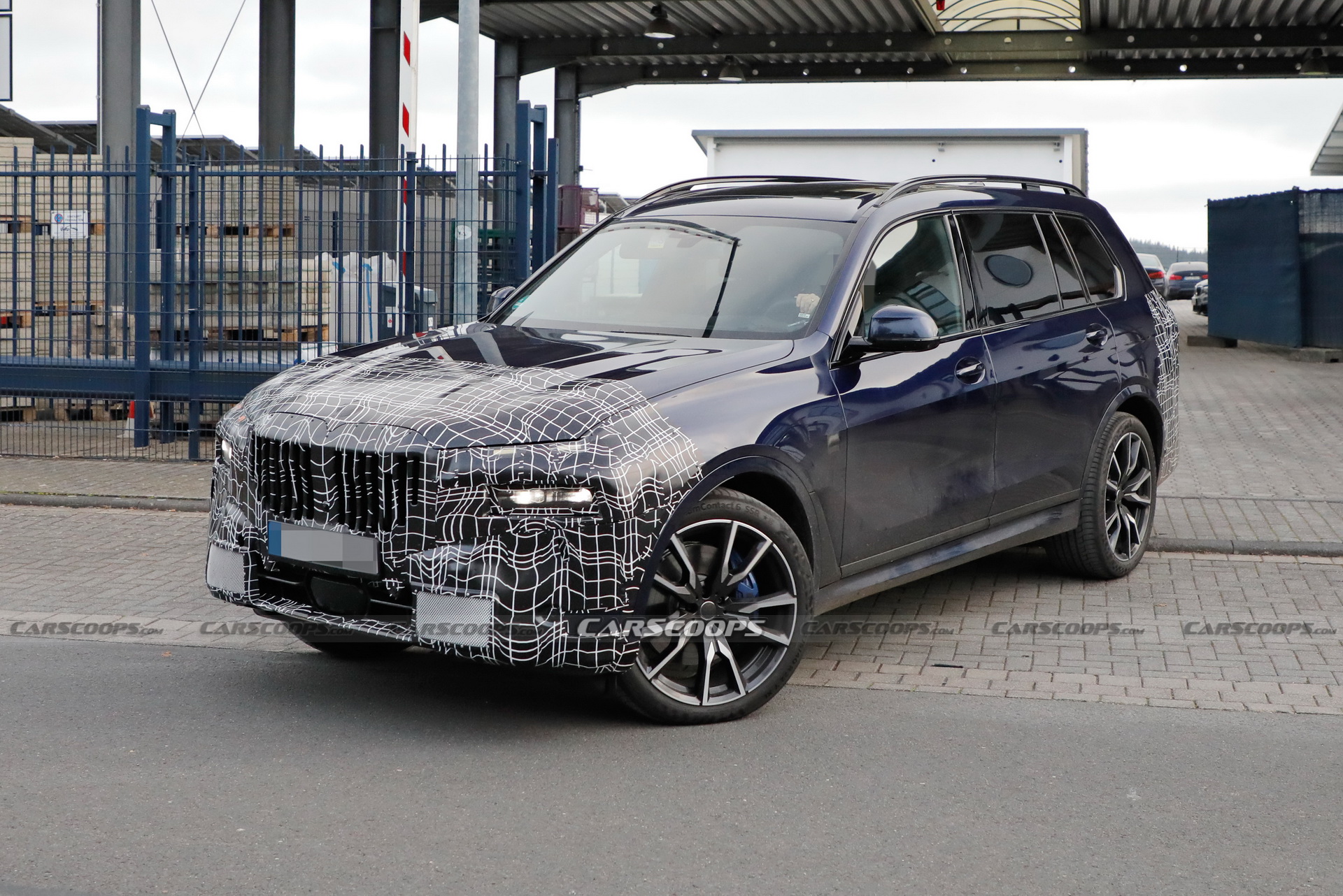 新款BMW X7渲染图 分体式灯组/年内亮相
