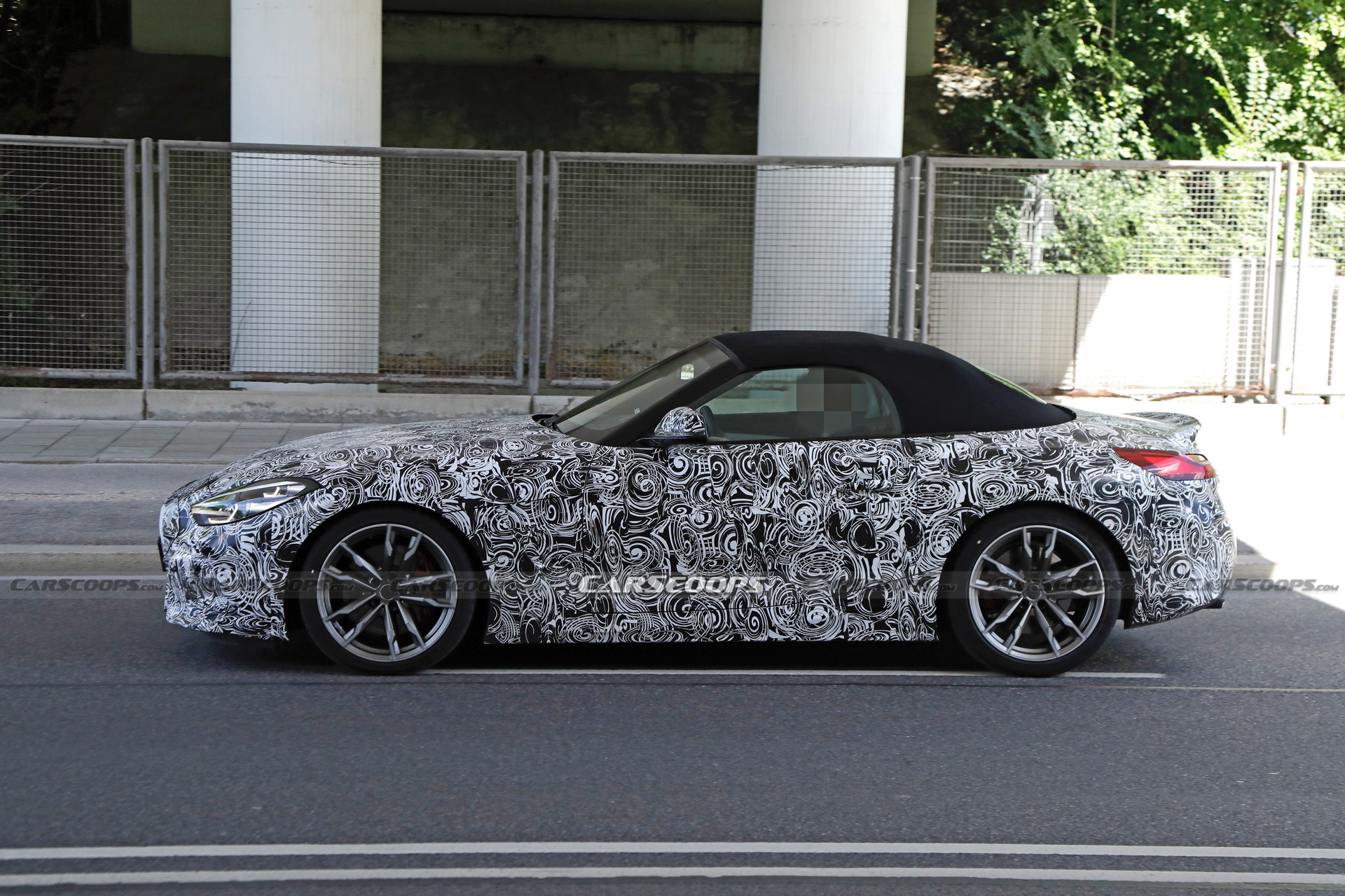 新款BMW Z4路试谍照曝光 将于2023年亮相