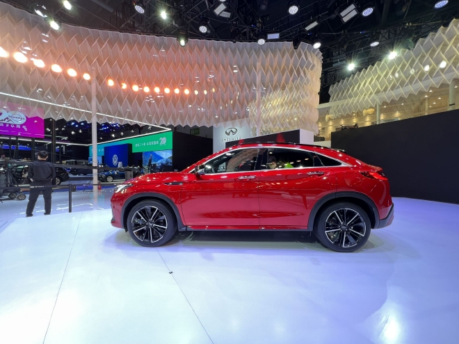 2022成都车展：英菲尼迪QX55售38.98万起