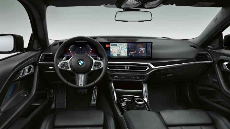 新款BMW 2系双门轿跑售29.98万 新增7项标准配置