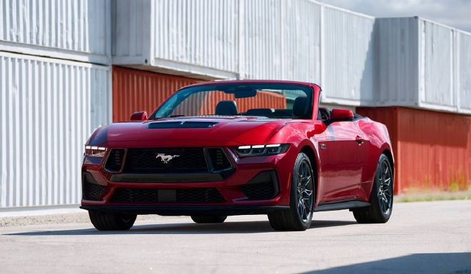 全新一代福特Mustang首发亮相 经典延续