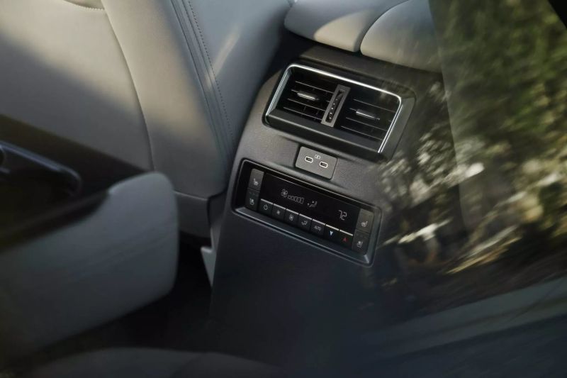马自达CX-90官图公布 提供插混动力系统可选