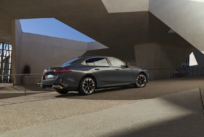 全新BMW 5系将于1月底正式登陆市场