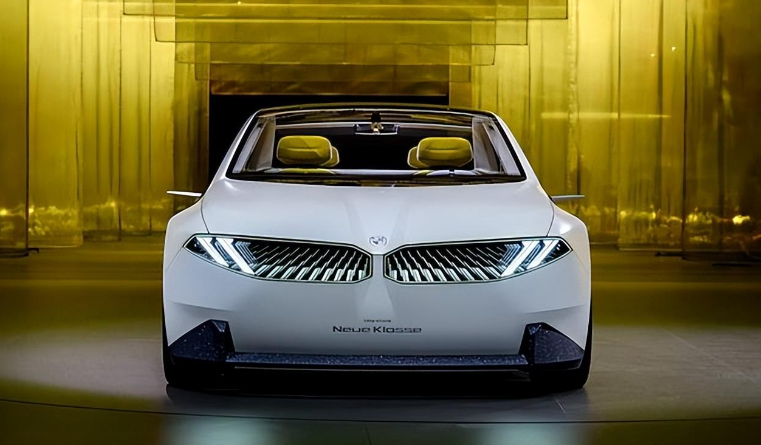 全新一代宝马iX3车型路试谍照曝光 预计2025年推出