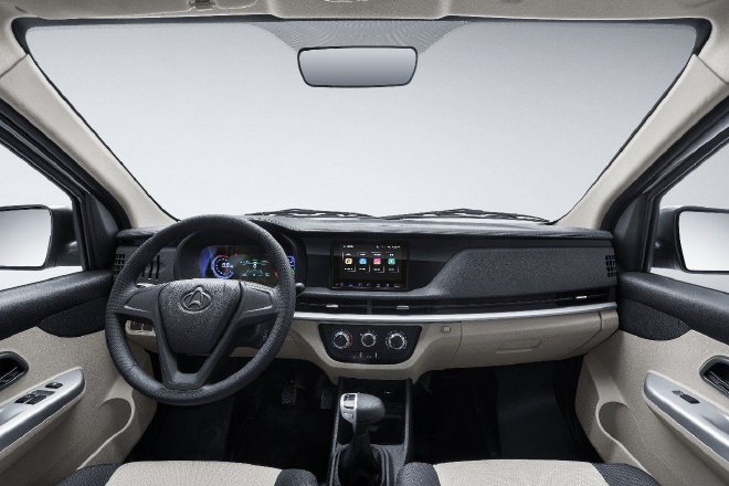 新长安星卡EV全面上市 配置动力升级