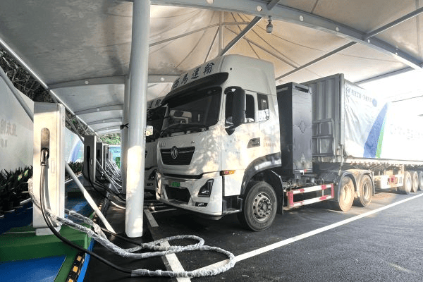 全链创新 更优TCO 东风新能源重卡赋能钢铁物流