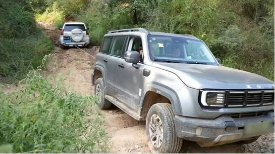 百名车主同行，生日同庆，北京越野野超大挑战兰州站完美收官