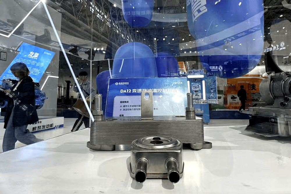 东风亮剑“零碳”新纪元：多款动力总成方案重构重卡价值边界