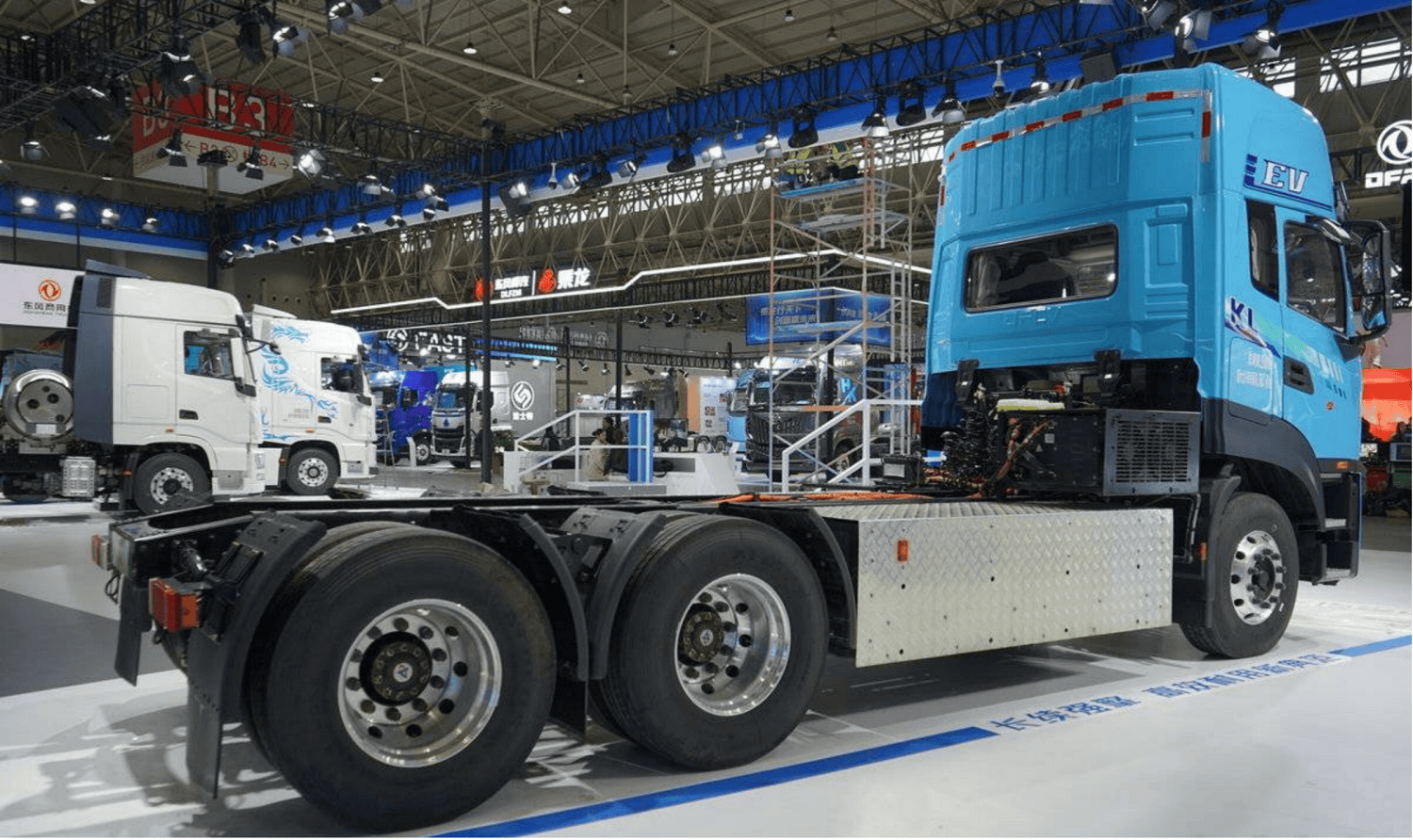 460公里续航40分钟快充 东风天龙KL纯电重卡如何破解长途运输焦虑？