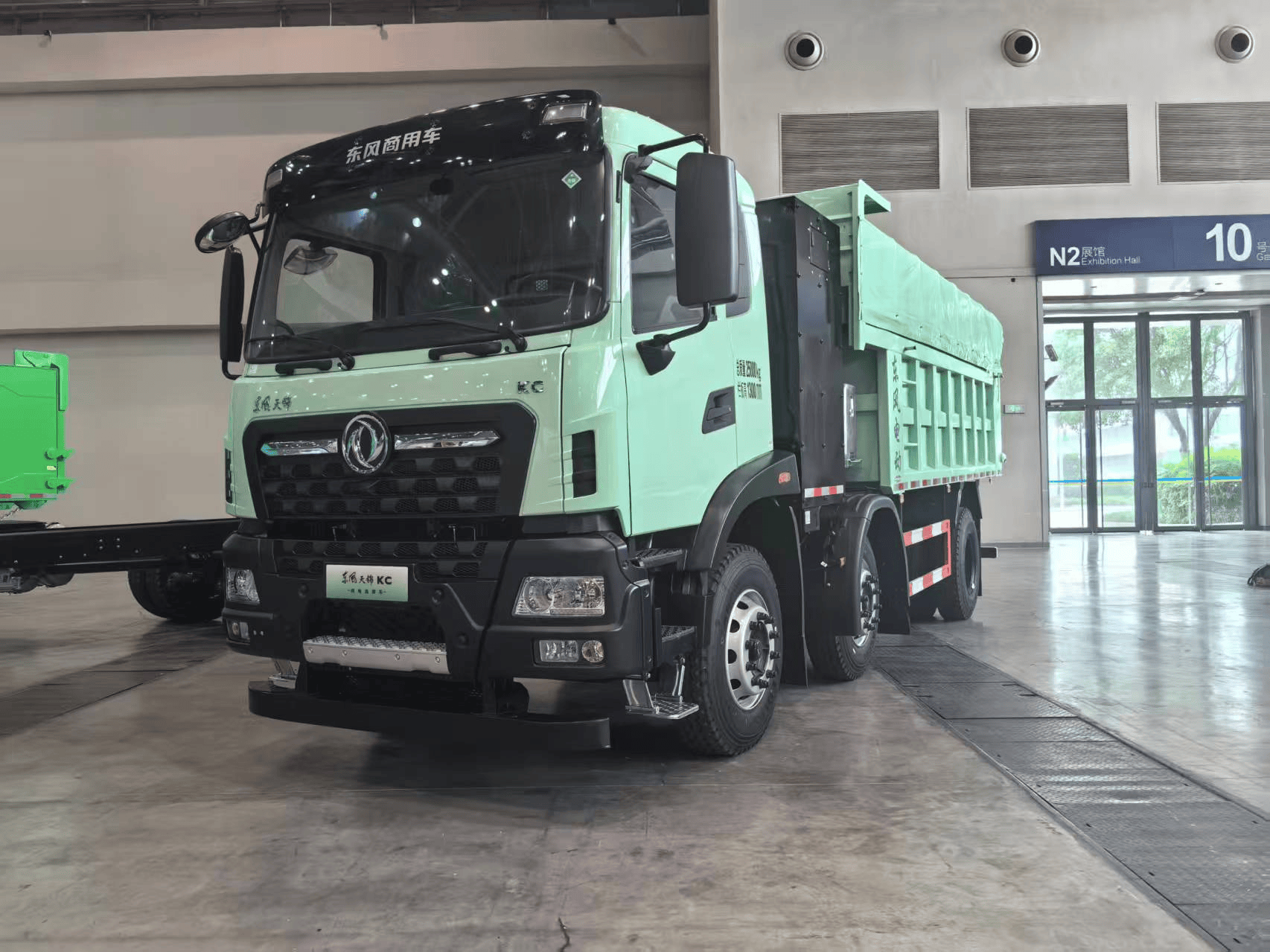 天龙KC纯电自卸车领衔 东风自卸车全阵容亮相