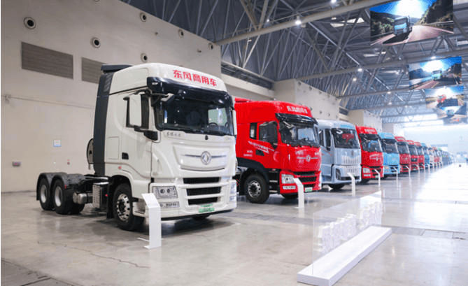 平台筑基，技术跃迁！东风商用车如何在行业大变局下构建护城河？