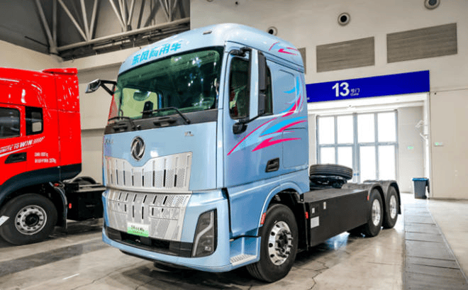 平台筑基，技术跃迁！东风商用车如何在行业大变局下构建护城河？