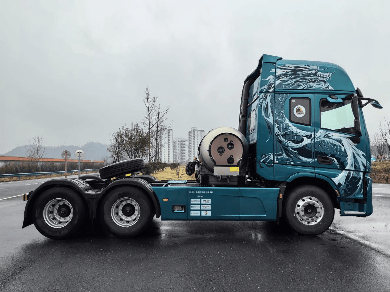 什么车让400卡友争先恐后体验？抢先试驾东风天龙KH