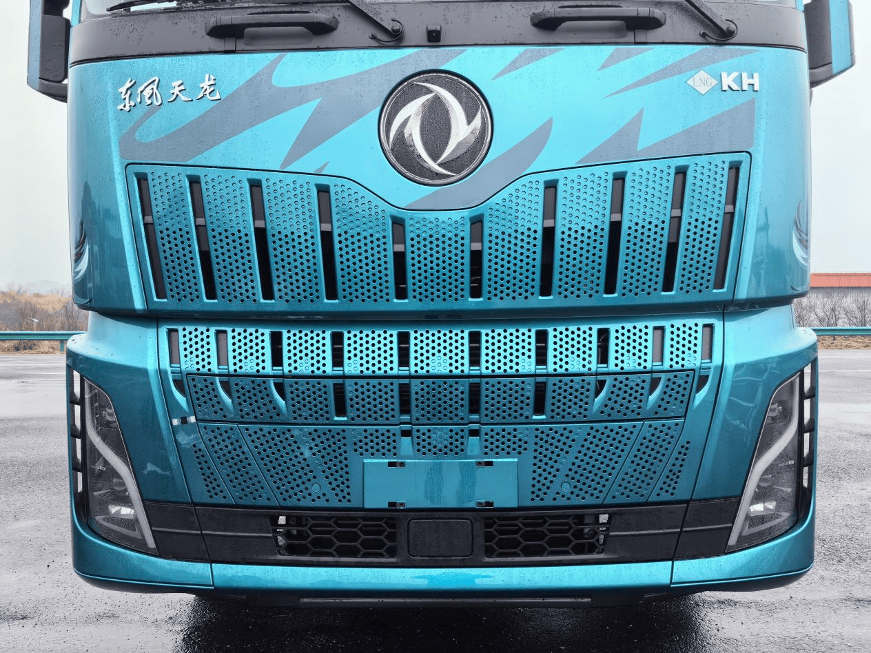 什么车让400卡友争先恐后体验？抢先试驾东风天龙KH